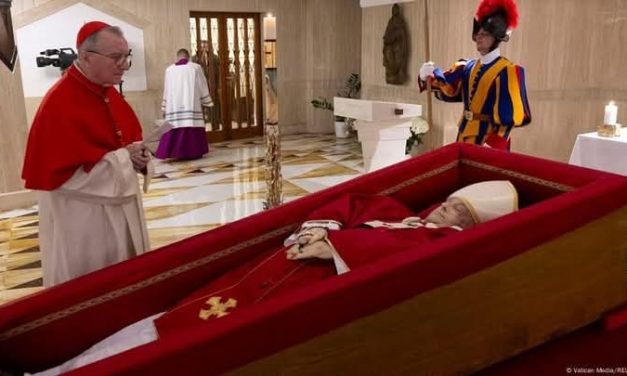 Décès lundi de pâques du Pape François.