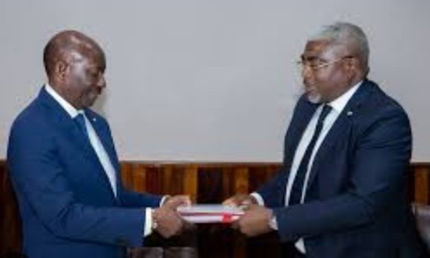 La leçon d&rsquo;éthique de gouvernance d&rsquo;Amos MINTSA à Henri-Claude OYIMA