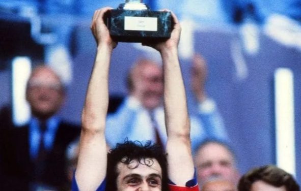 Trophées et médailles emportés lors d&rsquo;un vol aggravé au domicile de Michel PLATINI.